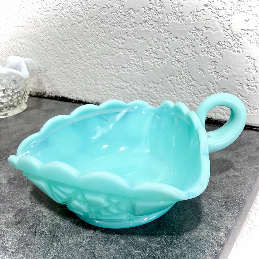 1955 Fenton Blue Milk Glass Bow Block and Star Pattern Gravy Pour Nappy RARE